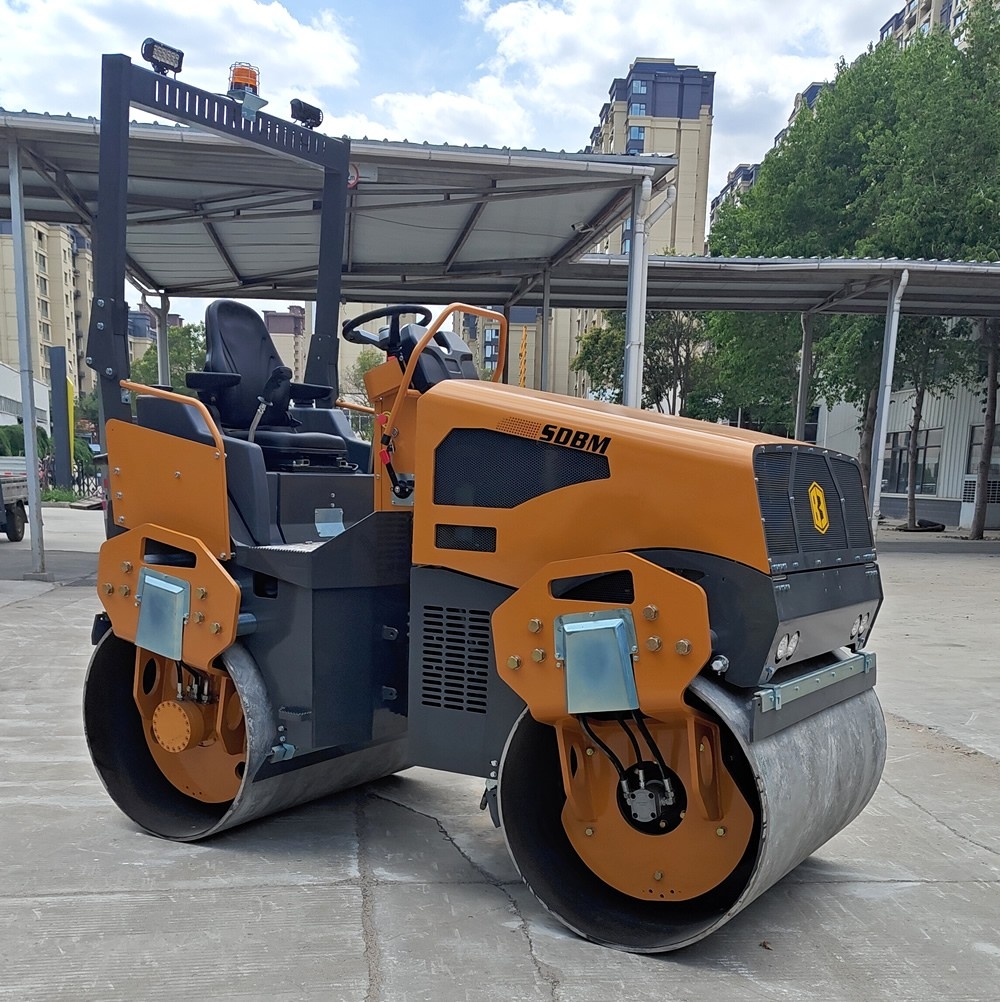 奔馬5噸小型座駕壓路機(jī)BM5000